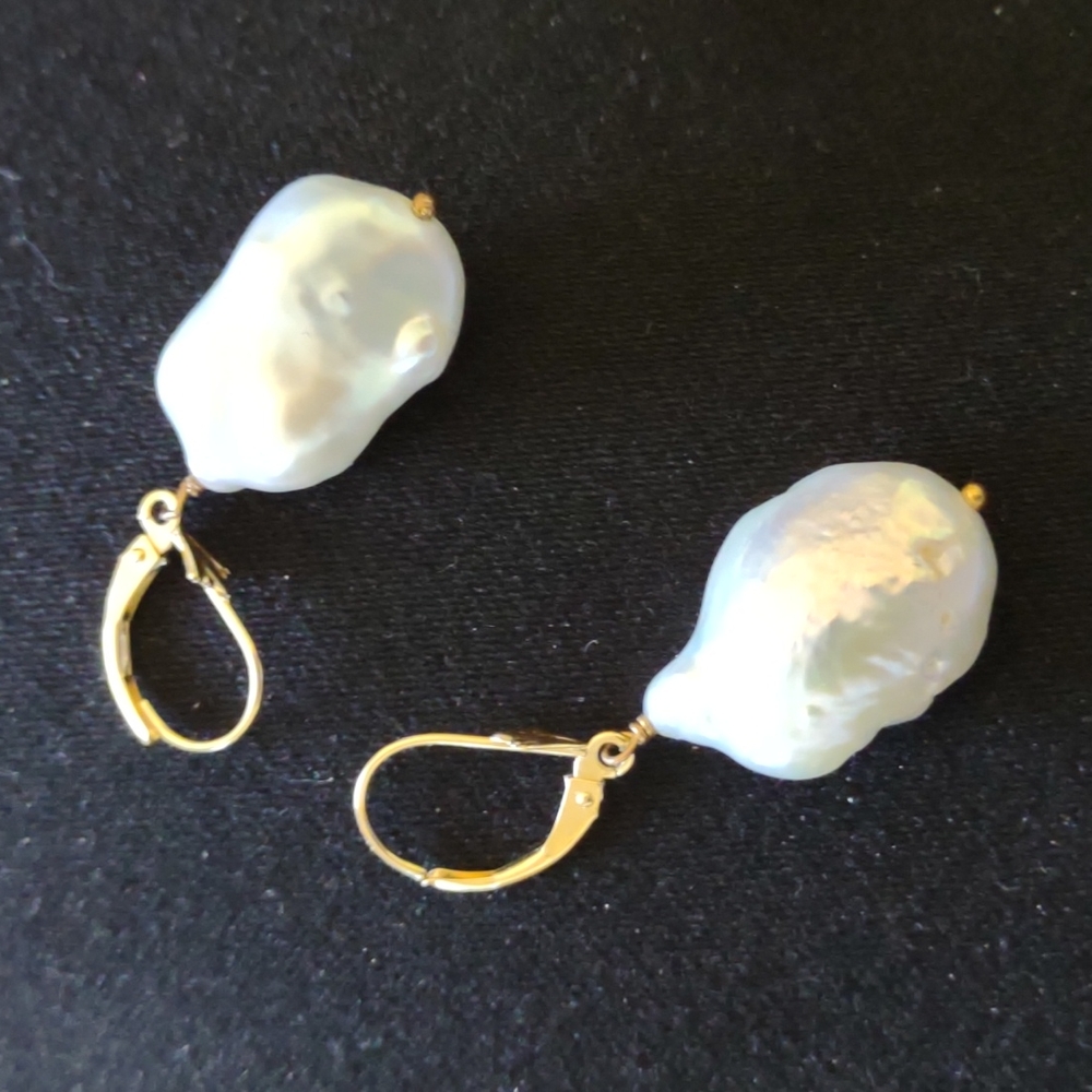 GENUINE CULTURED 14k gold PEARL EARRINGS